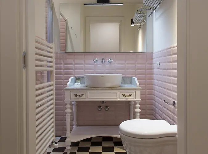 Al Foro Annonario Couette-café 4*