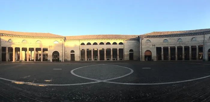 Al Foro Annonario Couette-café